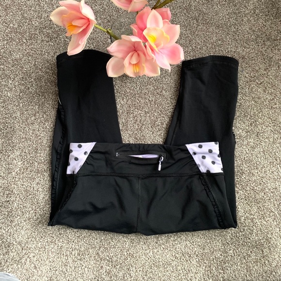 Lululemon Fast and Free Crop sz 6 - Picture 4 of 5